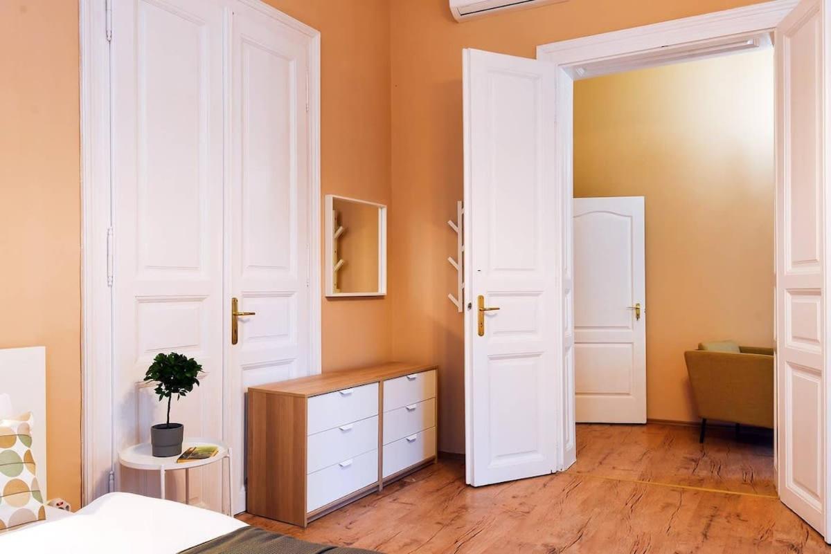 Very Central Very Spacious New Home Budapest Exterior foto