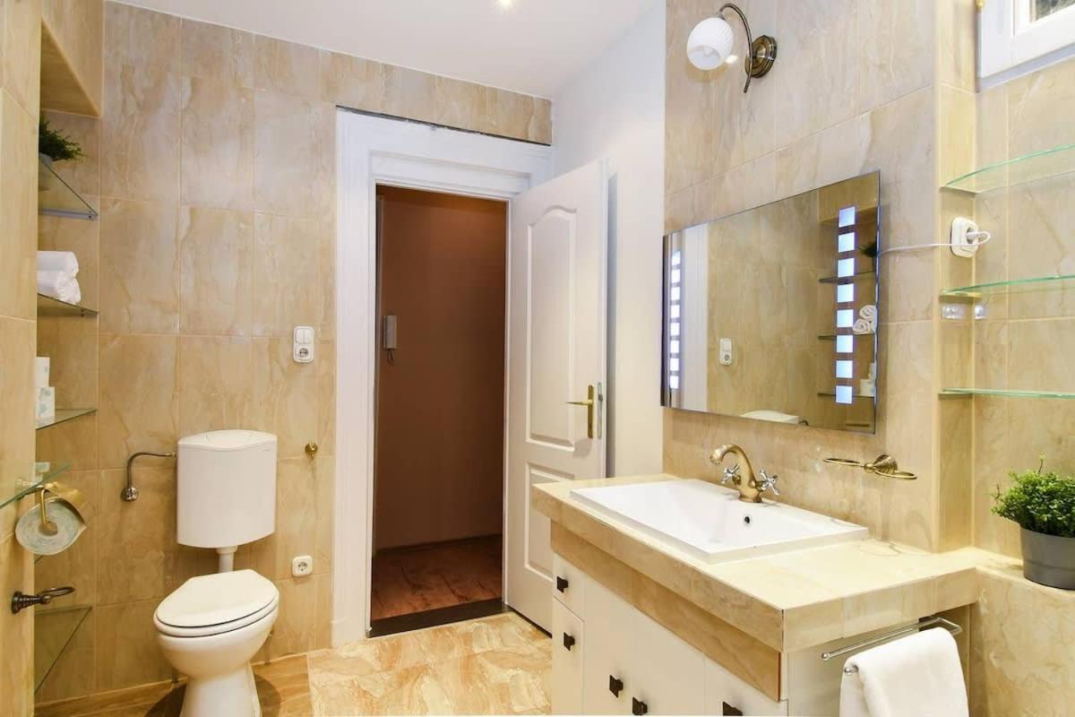 Very Central Very Spacious New Home Budapest Exterior foto