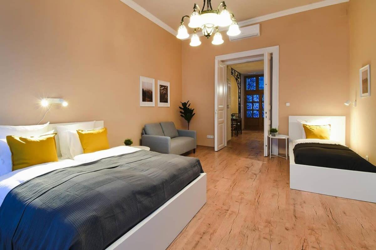 Very Central Very Spacious New Home Budapest Exterior foto